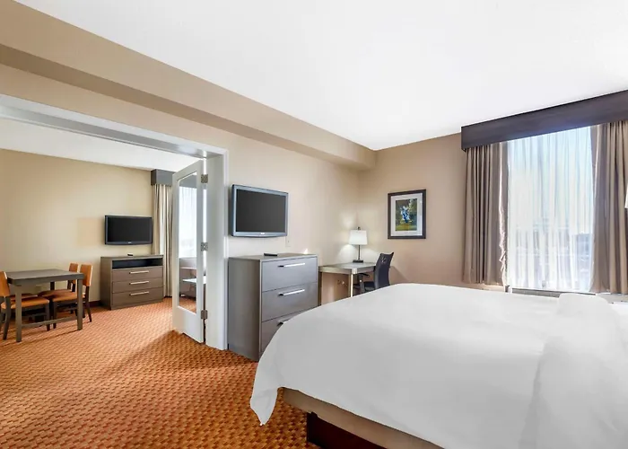 Best Western Plus Kendall Hotel & Suites