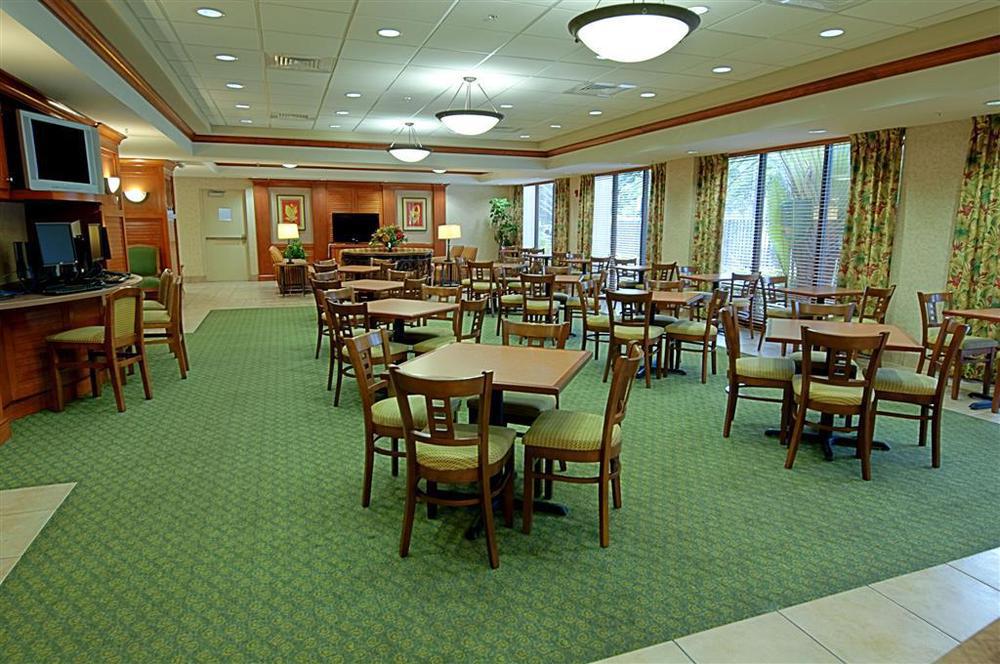 Hotel Western & The Crossings