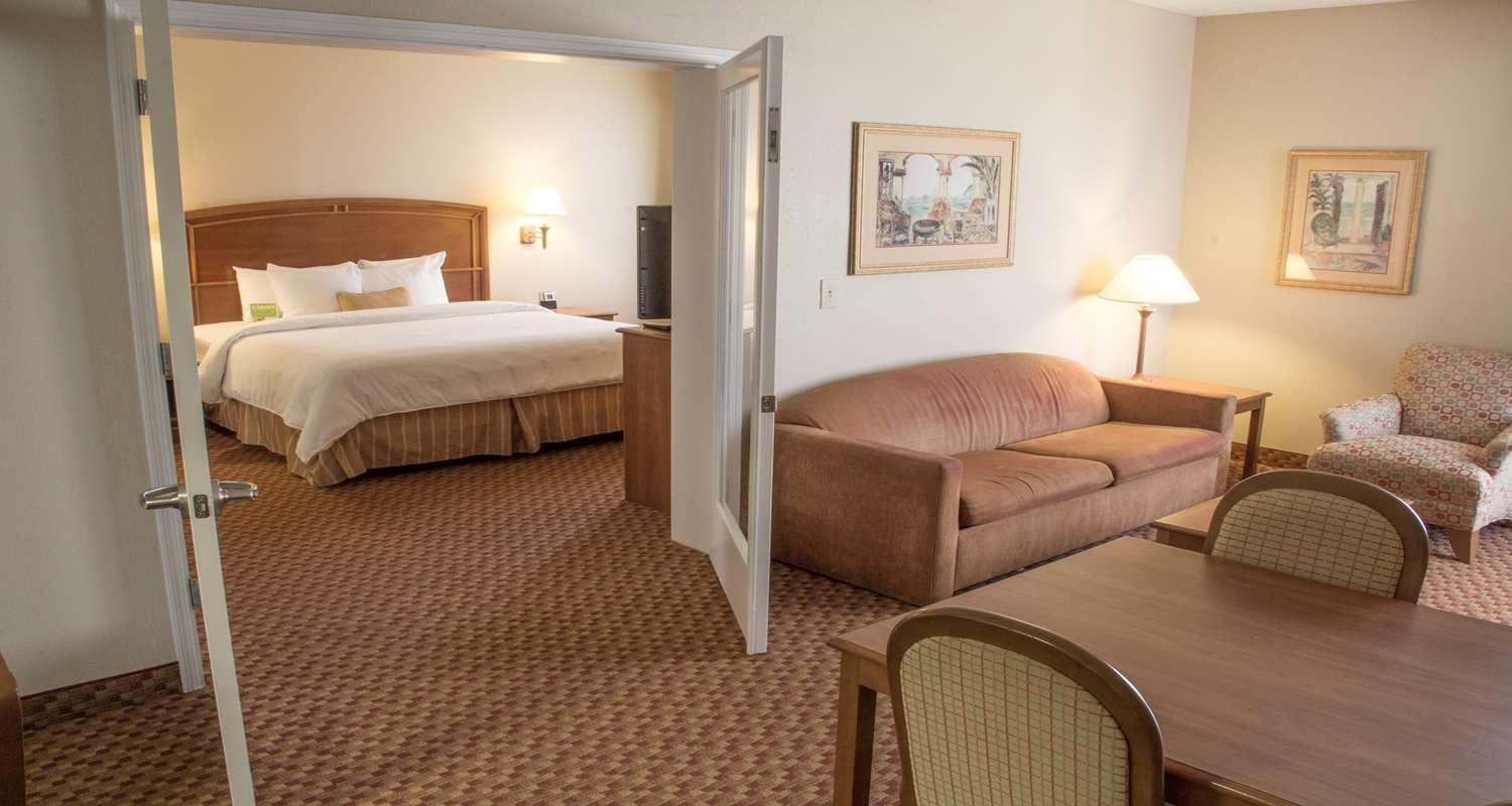 Hotel Western Kendall & The Crossings