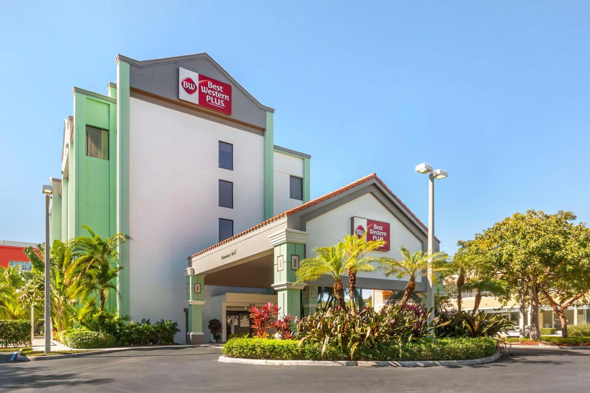 Western Kendall & Hotel 3*
